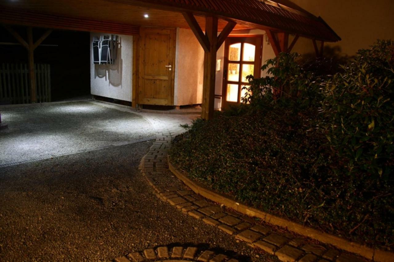 Ferienwohnung Und Pension Guertler Mohlsdorf エクステリア 写真